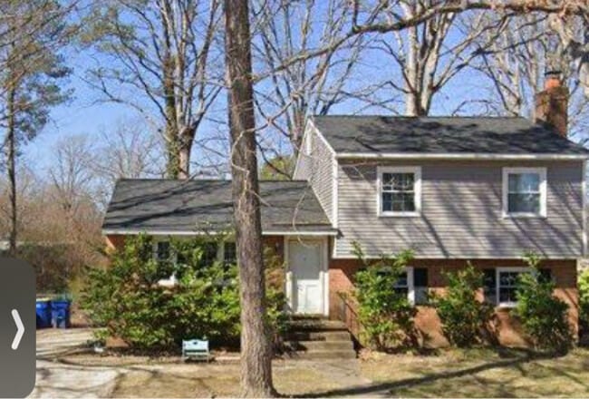 1518 Winding Way