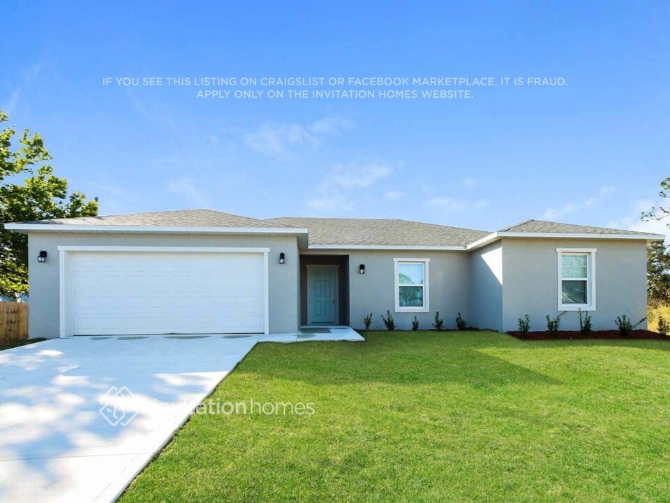 1053 Sally St SE in Palm Bay, FL - Building Photo
