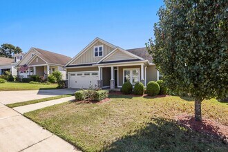 2561 Lantana Ln in Tallahassee, FL - Building Photo - Building Photo