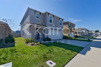 32134 Katelin Cir in Leesburg, FL - Foto de edificio - Building Photo