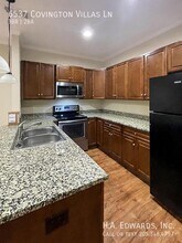 6537 Covington Villas Ln in Tuscaloosa, AL - Building Photo - Building Photo