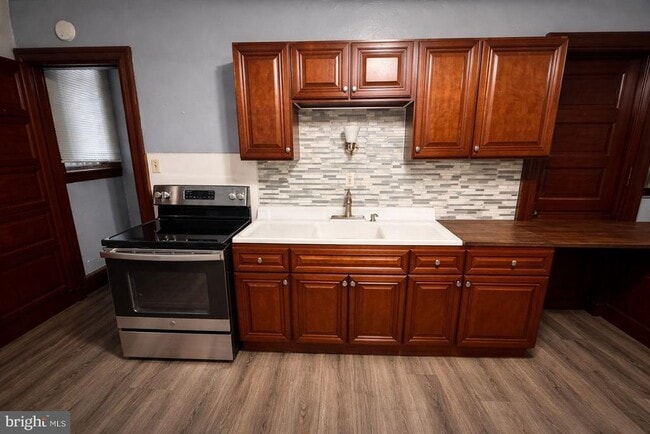 10 E Main St in Schuylkill Haven, PA - Building Photo - Building Photo