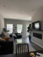 348 Jeff Keeton Dr, Unit Condo in Hazel Park, MI - Building Photo - Building Photo