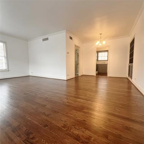 6904 Westchester Dr in Dallas, TX - Building Photo - Building Photo