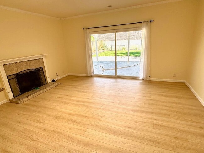 391 Bay St in San Jose, CA - Building Photo - Building Photo