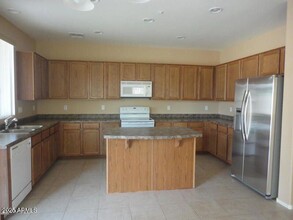 7344 W Red Hawk Dr in Peoria, AZ - Building Photo - Building Photo