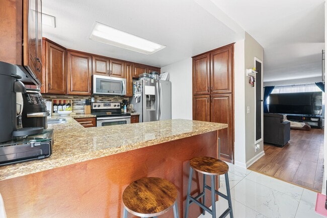 property at 1261 34th St