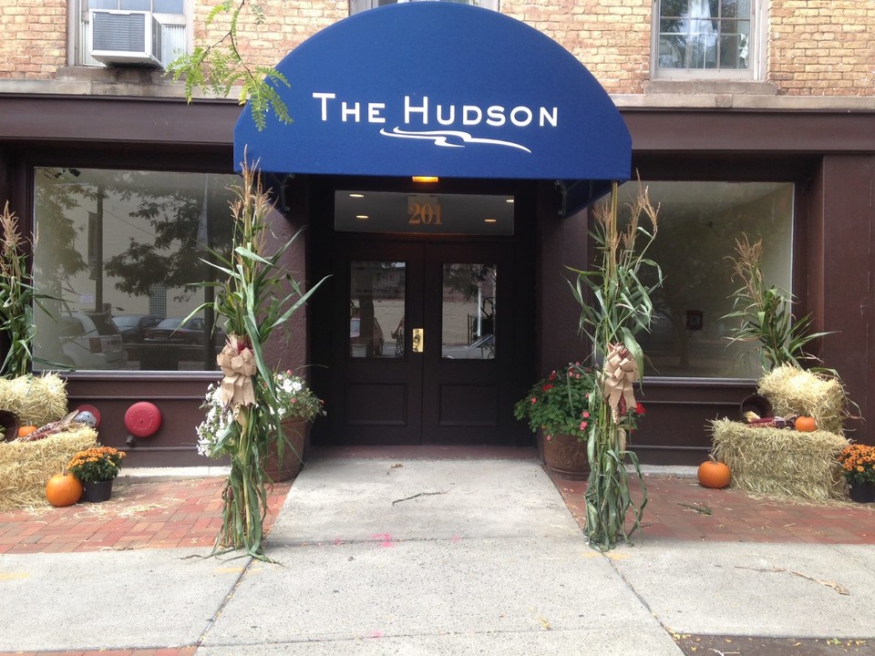 The Hudson in Troy, NY - Building Photo