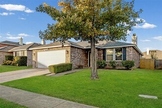 8409 Redheart St in Arlington, TX - Building Photo - Building Photo