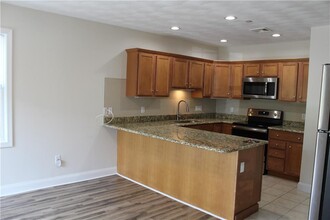 200 Roger Williams Ave in East Providence, RI - Building Photo - Building Photo