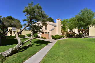 Caprock Apartment Homes in El Paso, TX - Building Photo - Building Photo