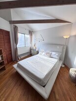 148 Cat Rock Rd in Cos Cob, CT - Building Photo