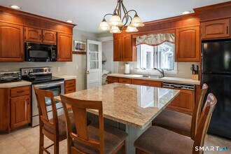 123 Interlaken Rd in Salisbury, CT - Building Photo - Building Photo