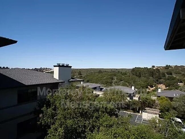 property at 612 Pheasant Ridge Rd