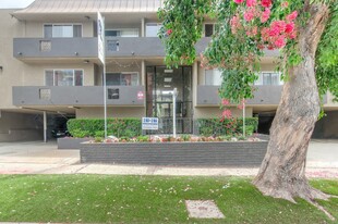 11818 Darlington Avenue Apartamentos