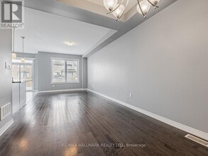 2089 Dale Rd in Innisfil, ON - Building Photo - Building Photo