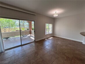 10611 Pedal Point Pl in Las Vegas, NV - Foto de edificio - Building Photo