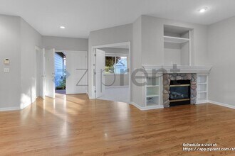 24357 SE 4th Ct in Sammamish, WA - Building Photo - Building Photo