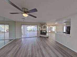 2696 Pala Dura Dr in Henderson, NV - Foto de edificio - Building Photo