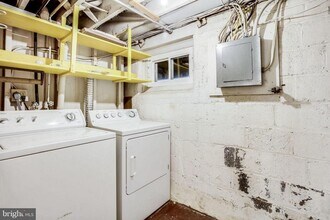 2983 S Columbus St, Unit A1 in Arlington, VA - Building Photo - Building Photo