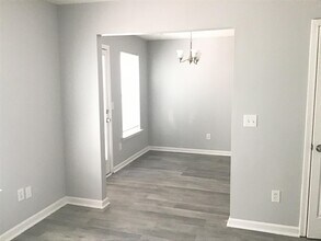 261 Lossie Ln in Mcdonough, GA - Building Photo - Building Photo