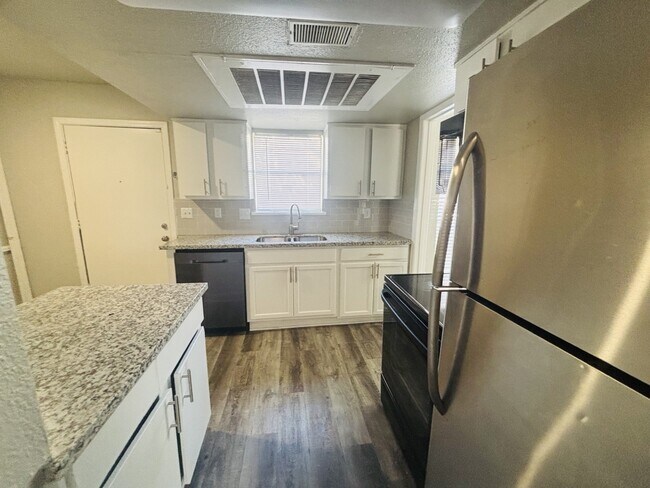 property at 6200 W Tidwell Rd