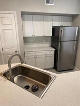 6340 Raleigh St in Orlando, FL - Foto de edificio - Building Photo