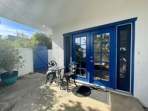 529 Calle Abronia S in Palm Springs, CA - Building Photo - Building Photo