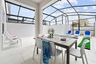 5260 Asterisk Ave in Orlando, FL - Building Photo - Building Photo