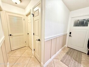 1046 W Samms Ave in Port Orange, FL - Building Photo - Building Photo