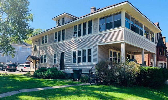 property at 2001-2003 University Ave