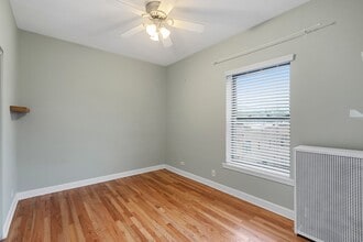 1521 N Bell Ave, Unit 3 in Chicago, IL - Building Photo - Building Photo