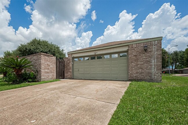property at 16006 Glen Mar Dr