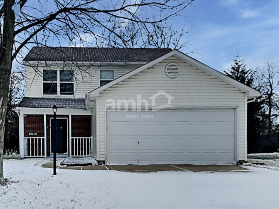 3739 Whistlewood Ln in Indianapolis, IN - Building Photo