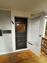 697 Willett Ave in East Providence, RI - Building Photo