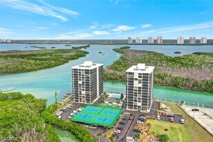 26235 Hickory Blvd, Unit 7B in Bonita Springs, FL - Building Photo