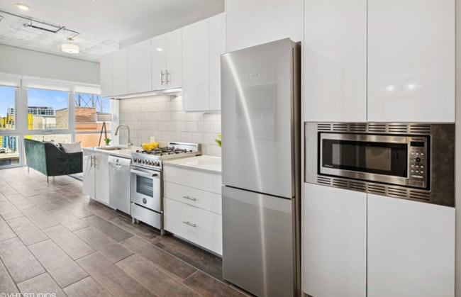 property at 152 N Carpenter St