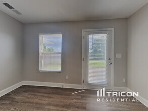 4442 Vernon Cir SE in Kernersville, NC - Building Photo - Building Photo