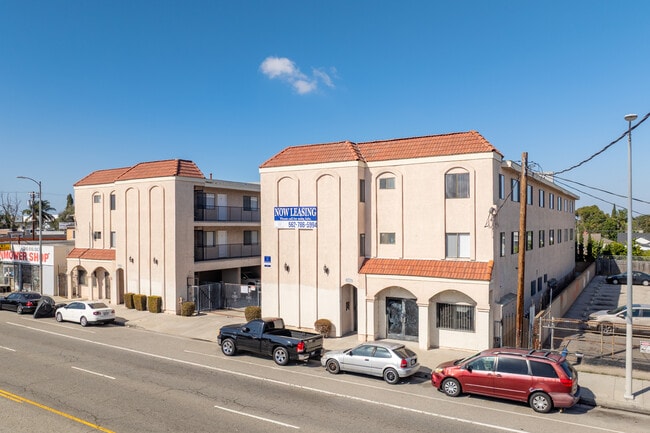 1555-1557 Carson St.