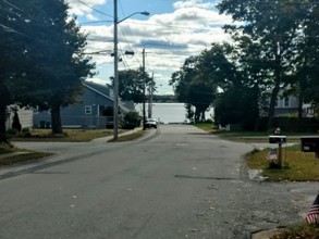 433 Nausauket Rd in Warwick, RI - Foto de edificio - Building Photo