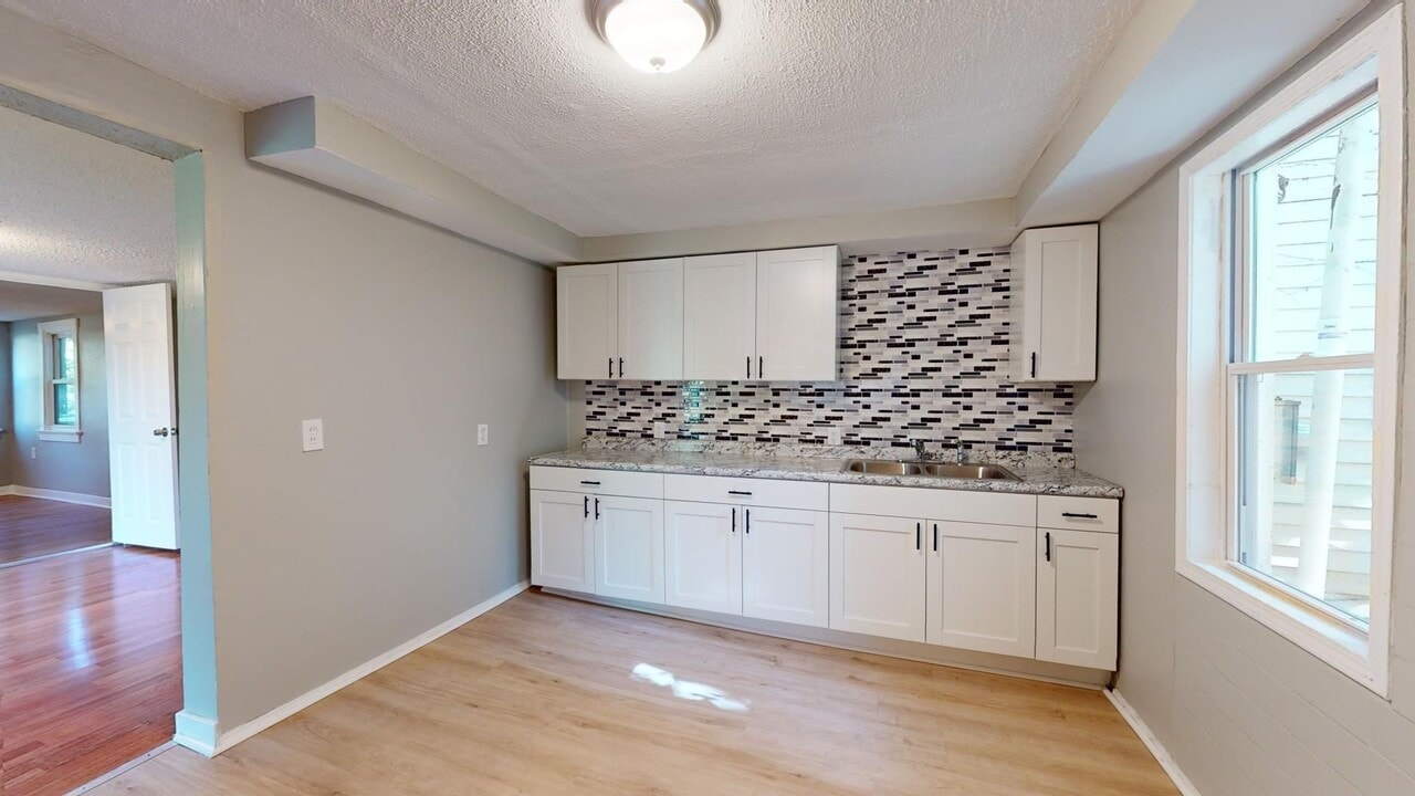 3063 W 47th St in Cleveland, OH - Building Photo