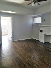 1460 W Fargo Ave-Unit -310 in Chicago, IL - Building Photo - Building Photo
