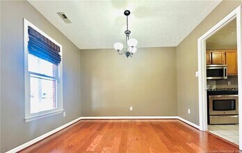 205 Sparrow Dr in Fayetteville, NC - Building Photo - Building Photo