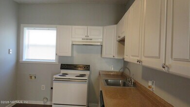 1935 San Marco Blvd in Jacksonville, FL - Foto de edificio - Building Photo