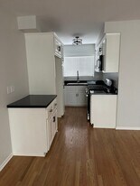 4360 Colfax Ave in Studio City, CA - Building Photo