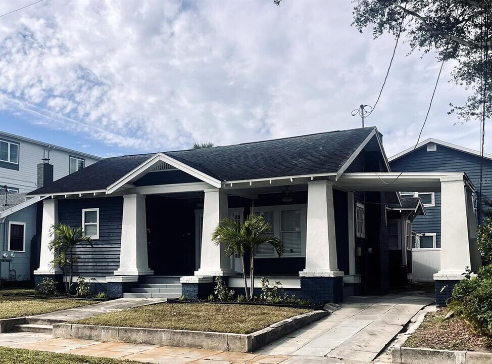 403 S Albany Ave in Tampa, FL - Building Photo