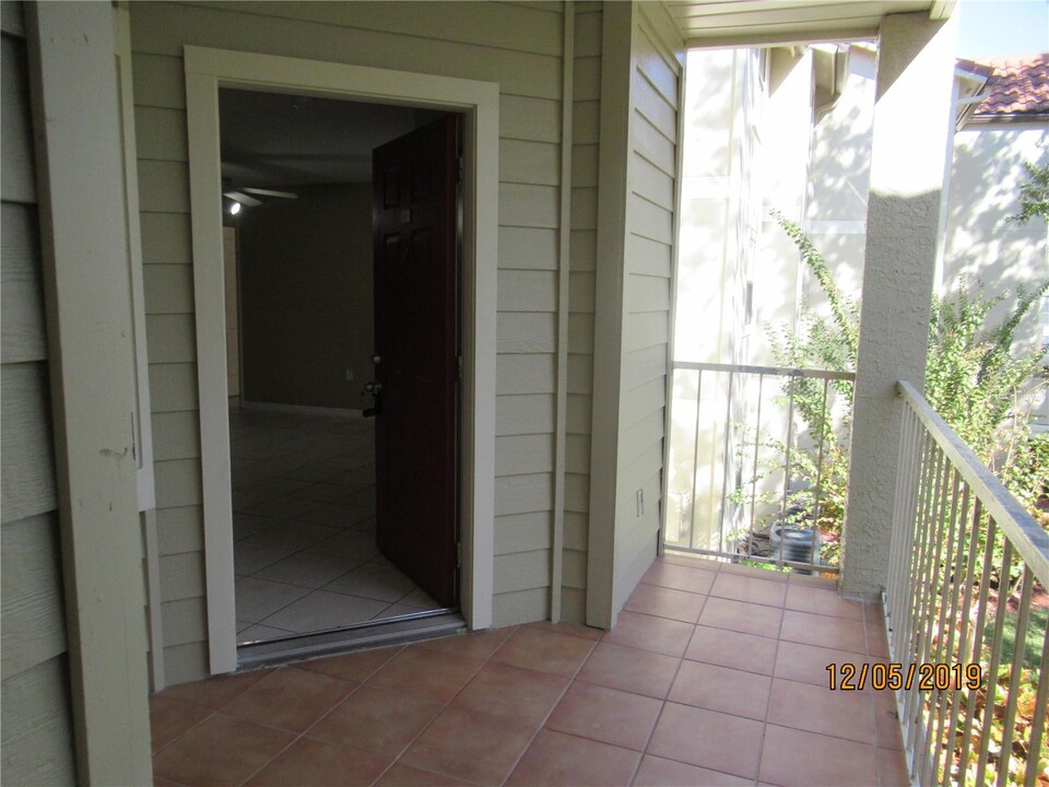 3028 Parkway Blvd-Unit -210 in Kissimmee, FL - Foto de edificio