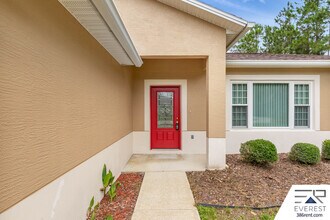 16 Pinelynn Dr in Palm Coast, FL - Building Photo - Building Photo