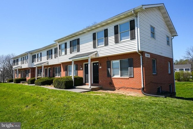 property at 3107 Shawnee Dr
