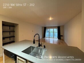 2250 NW 58th St in Seattle, WA - Building Photo - Building Photo